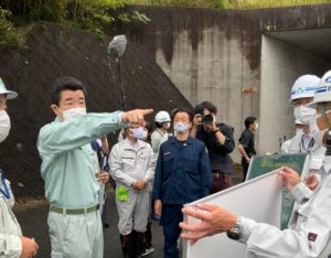 現地視察の様子